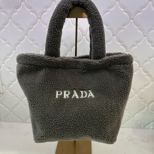 Prada L’homme teddy VIP novelty tote bag in shearling gray